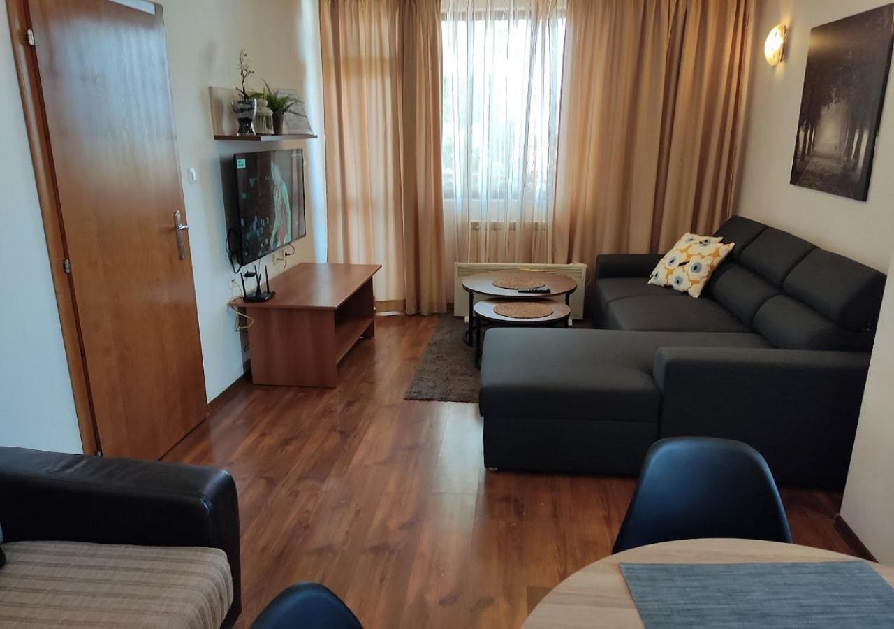 Family 2 Bed Apartment In Bansko Esterno foto