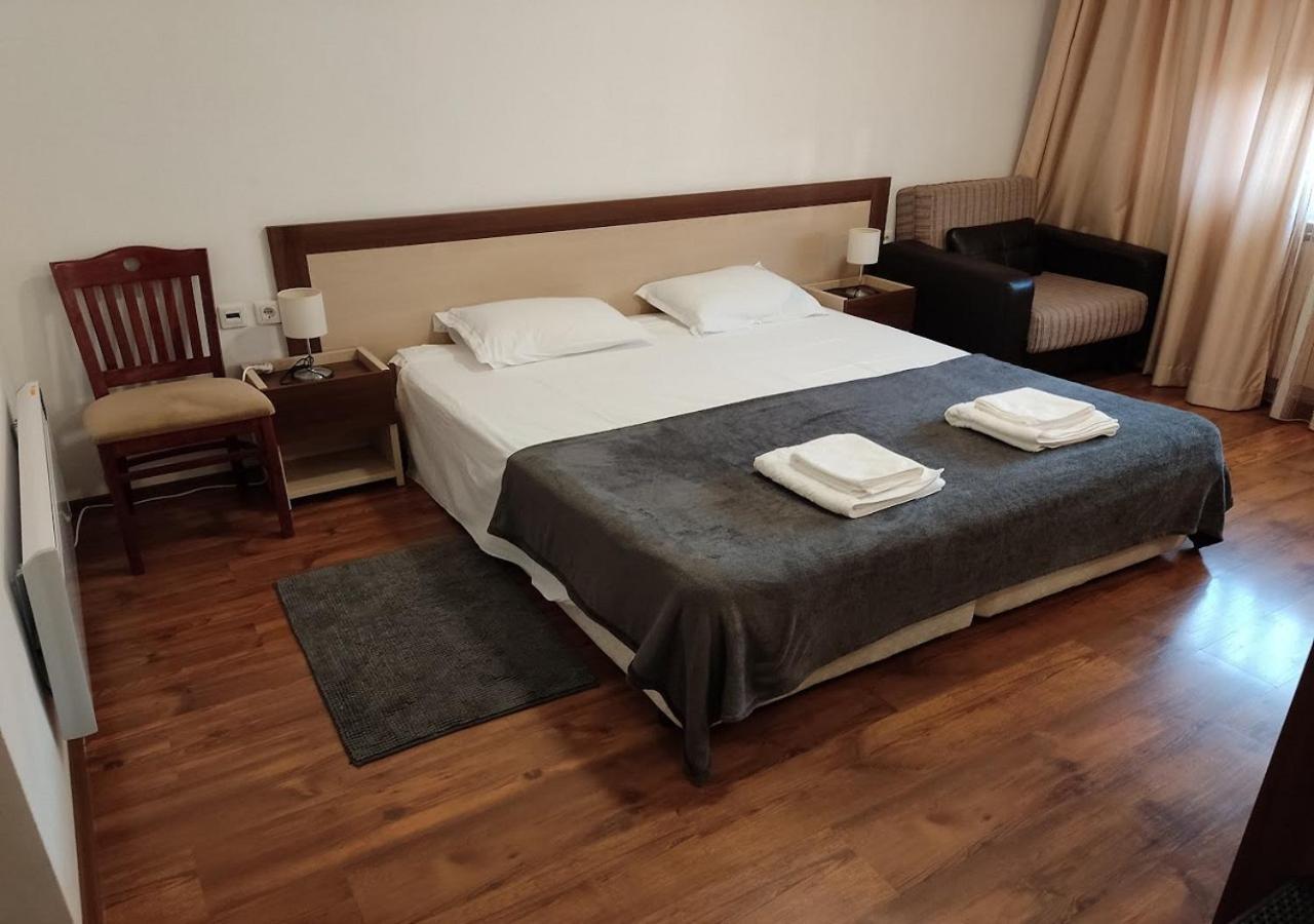 Family 2 Bed Apartment In Bansko Esterno foto